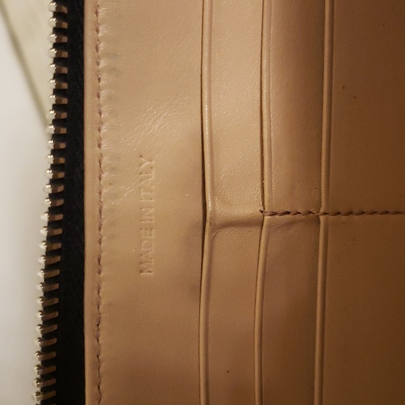 Prada wallet - Picture 9 of 12